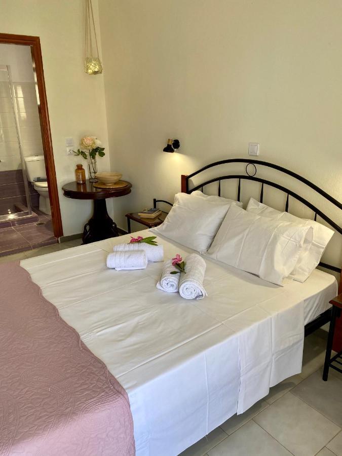 Lemon Tree Apartments A D Argostoli  Luaran gambar